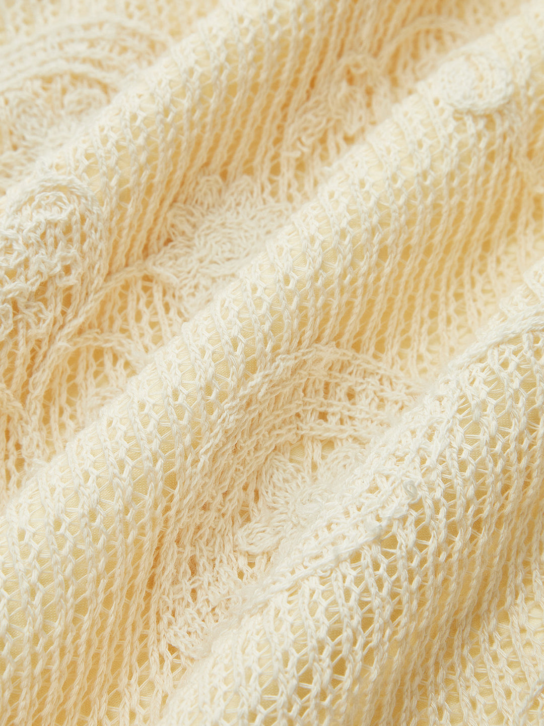 Robe Mi-longue Ceintureée en Crochet