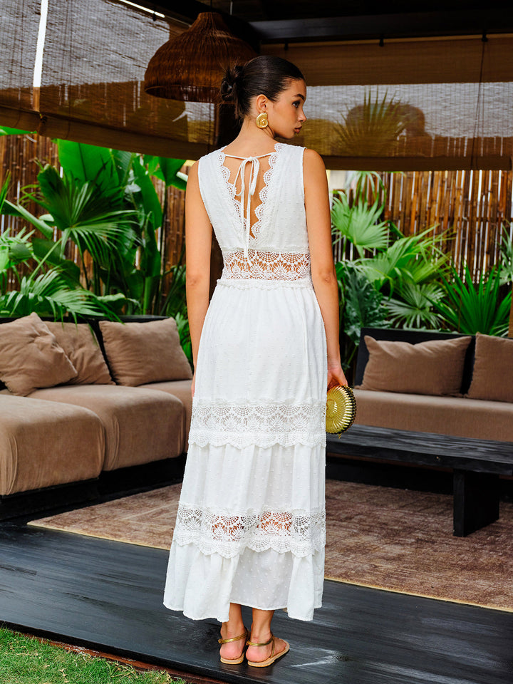 Robe à col en V avec bordure en dentelle semi-transparente