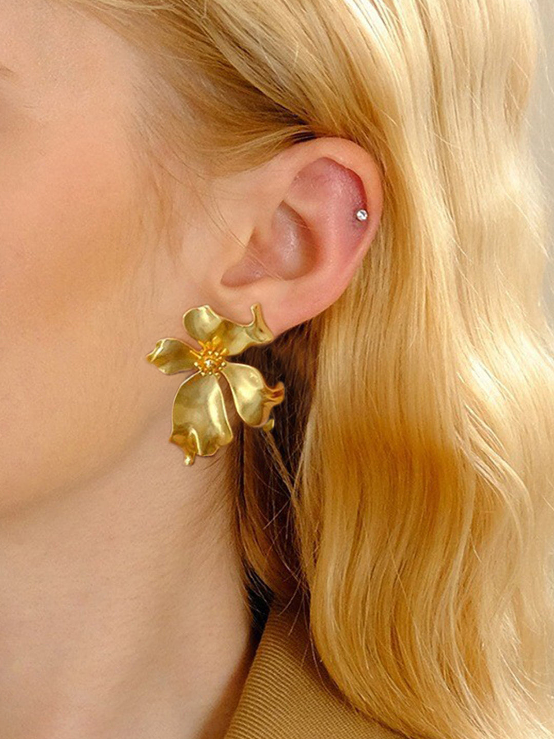 Boucles d'oreilles Fleur en Métal