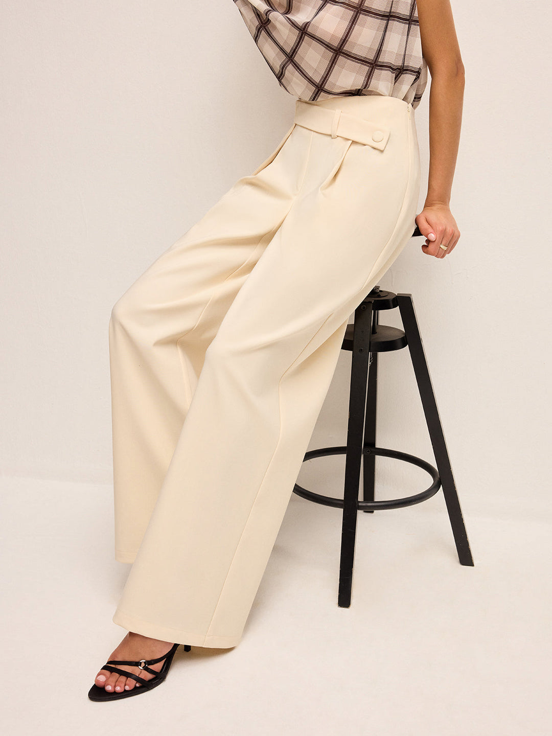 Pantalons Larges Taille Mi-haute Détail Ceinture