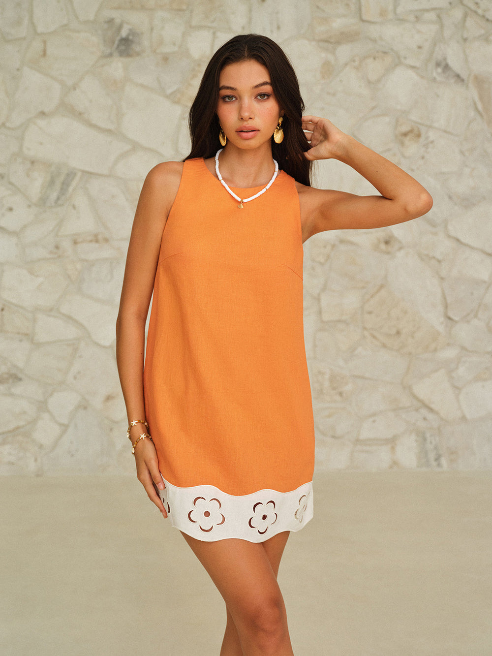 Mini Robe Sans Manches à Ourlet Découpé Floral