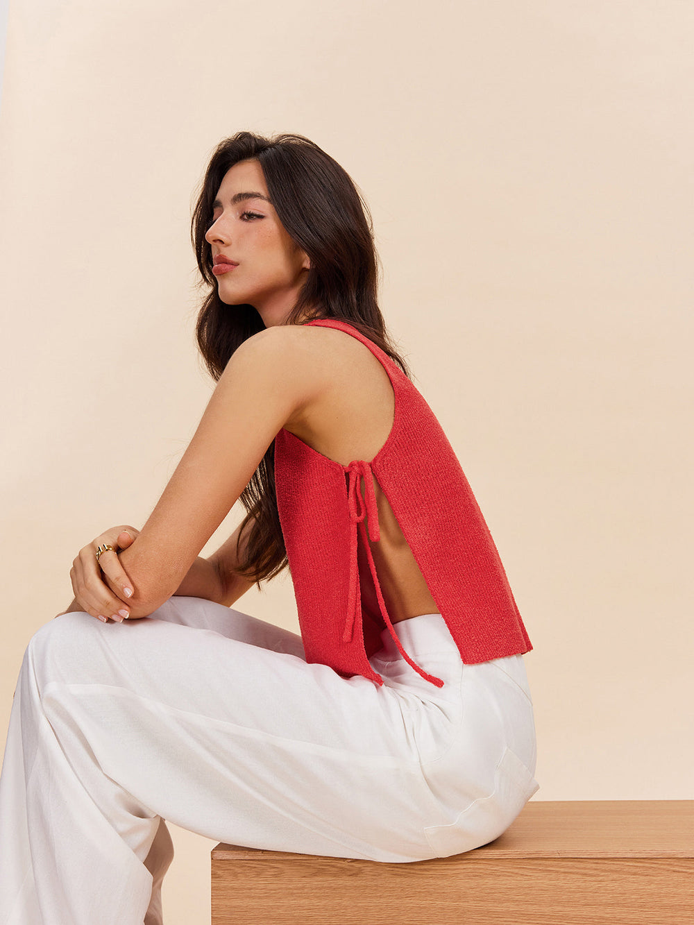 Haut en tricot avec détail de cravate latérale