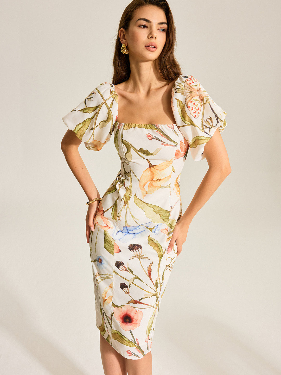 Robe Dos Nu Florale à Manches Bouffantes