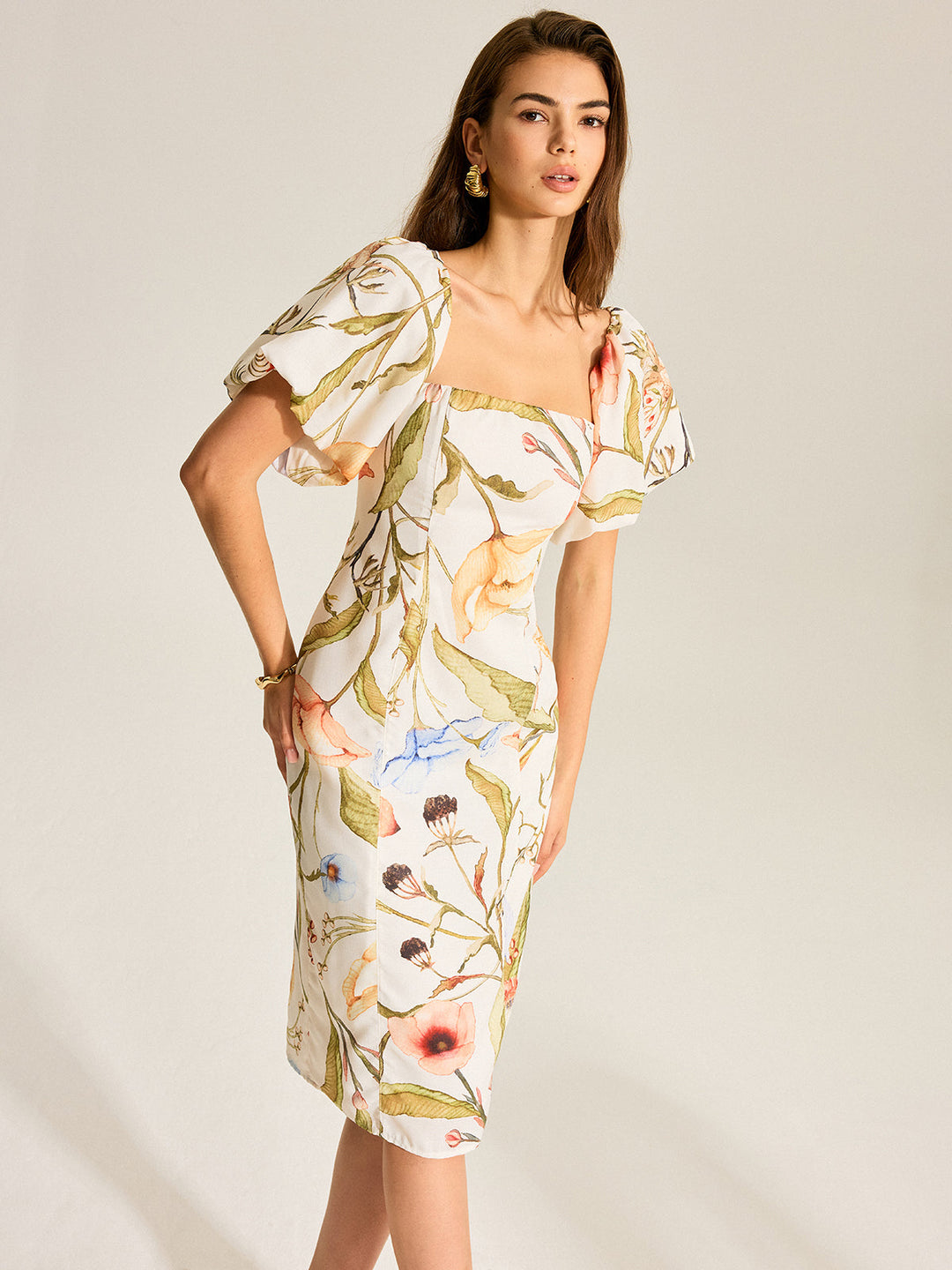 Robe Dos Nu Florale à Manches Bouffantes
