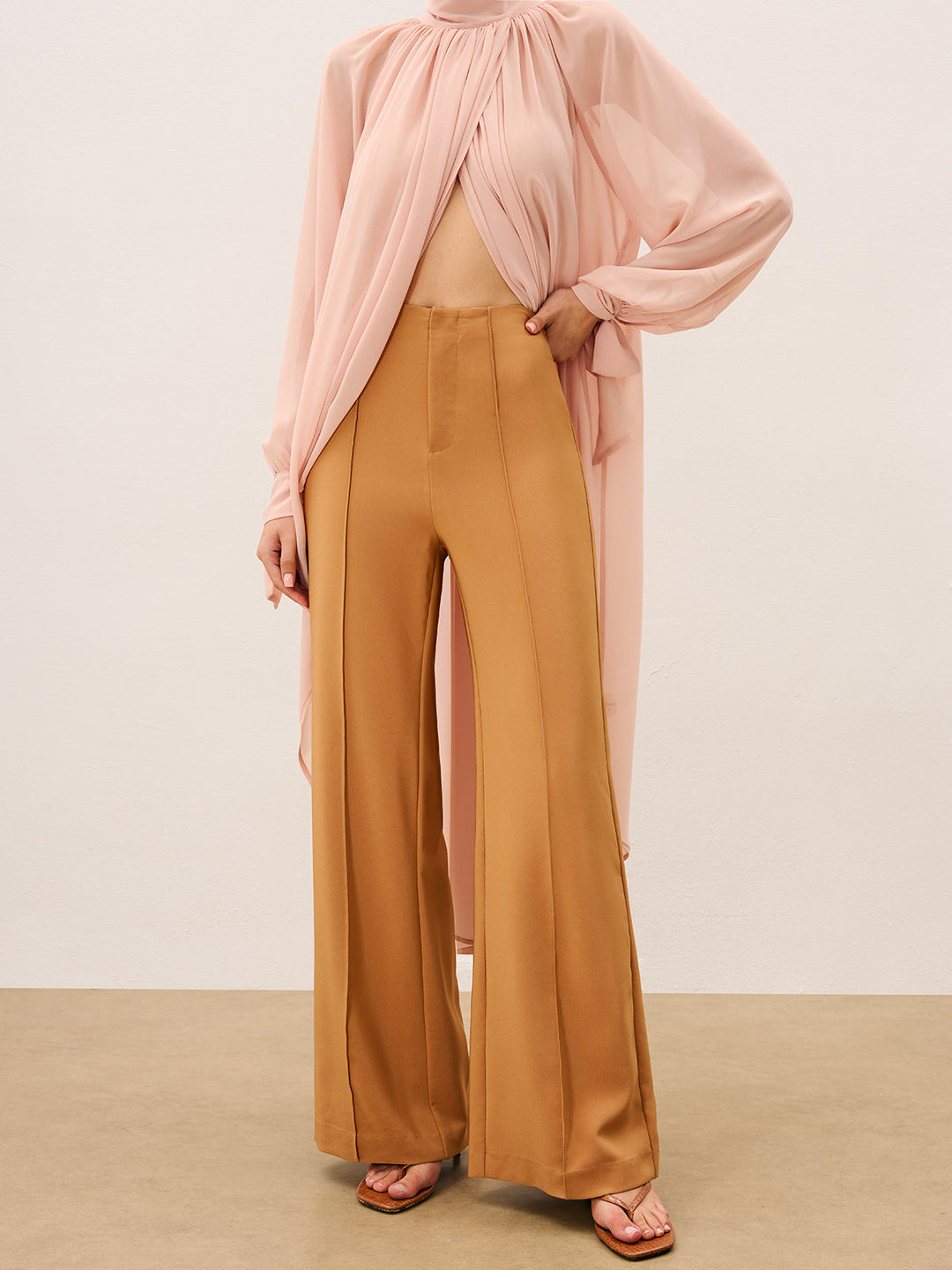 Pantalons évasés taille mi-haute ajustés