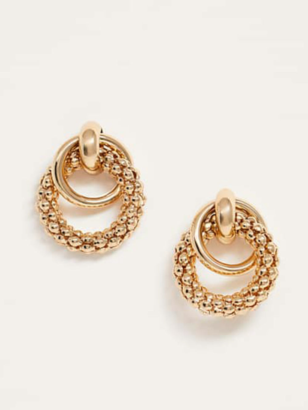 Boucles d'oreilles créoles dorées et perlées
