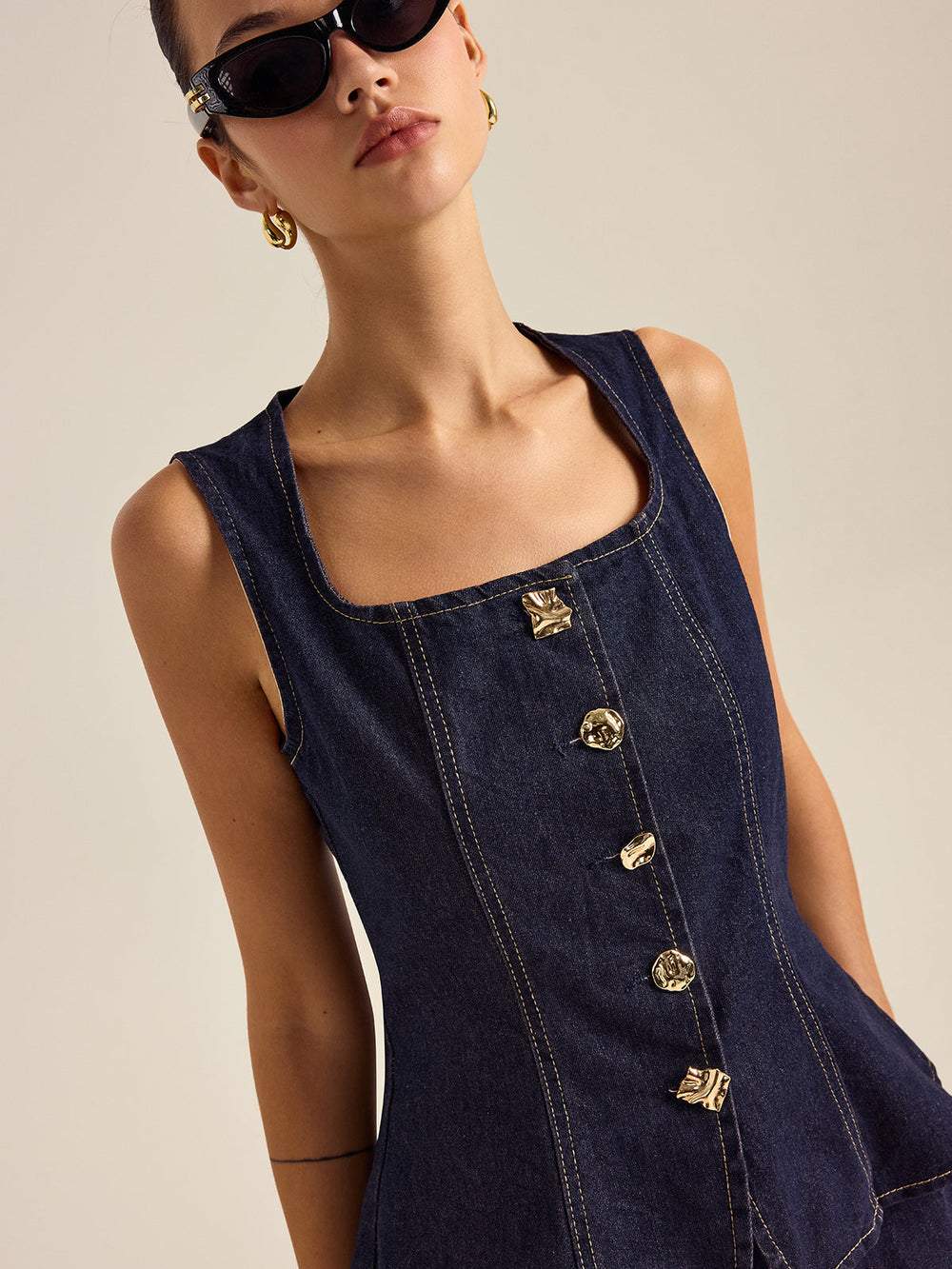 Ensemble Pantalon et Haut Peplum Bouton Métallique en Denim