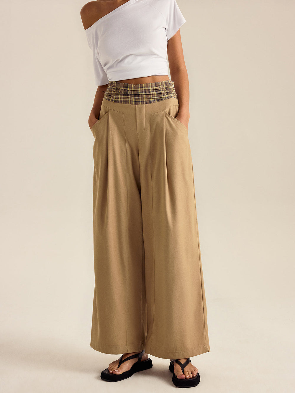 Pantalon large à carreaux avec poches