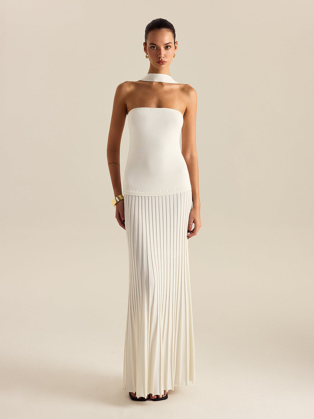Robe Longue Plissée à Col Plongeant