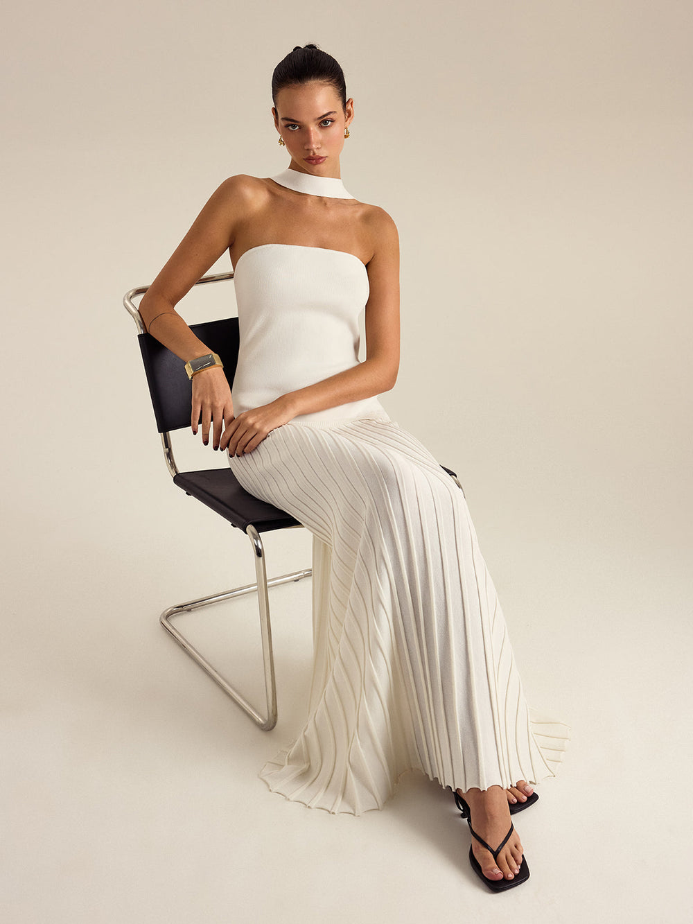 Robe Longue Plissée à Col Plongeant