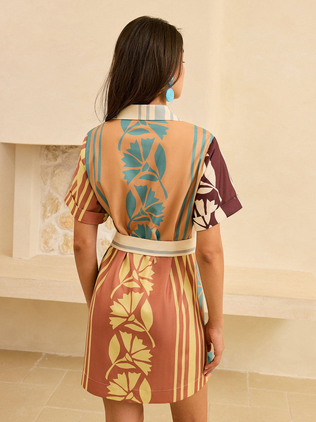 Robe Longue à Ceinture Imprimée Abstraite