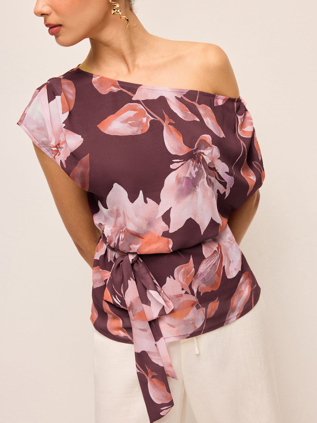 Blouse Ceinture Fleurie à Une Épaule