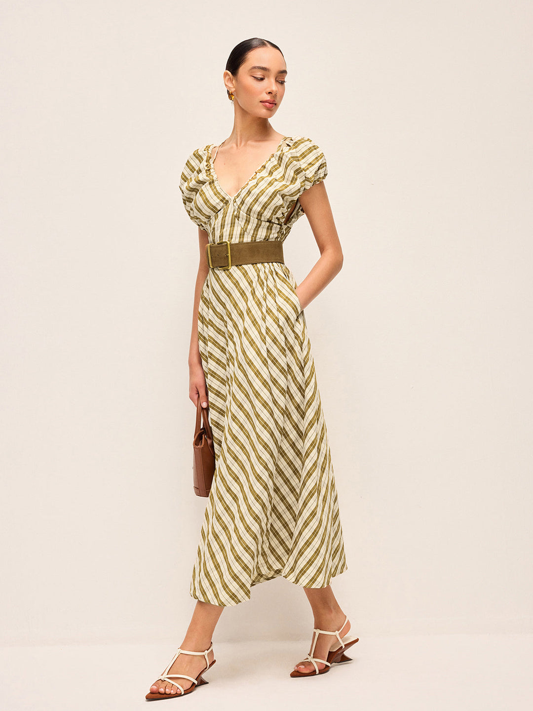 Robe à carreaux à manches bouffantes et col en cœur sans ceinture