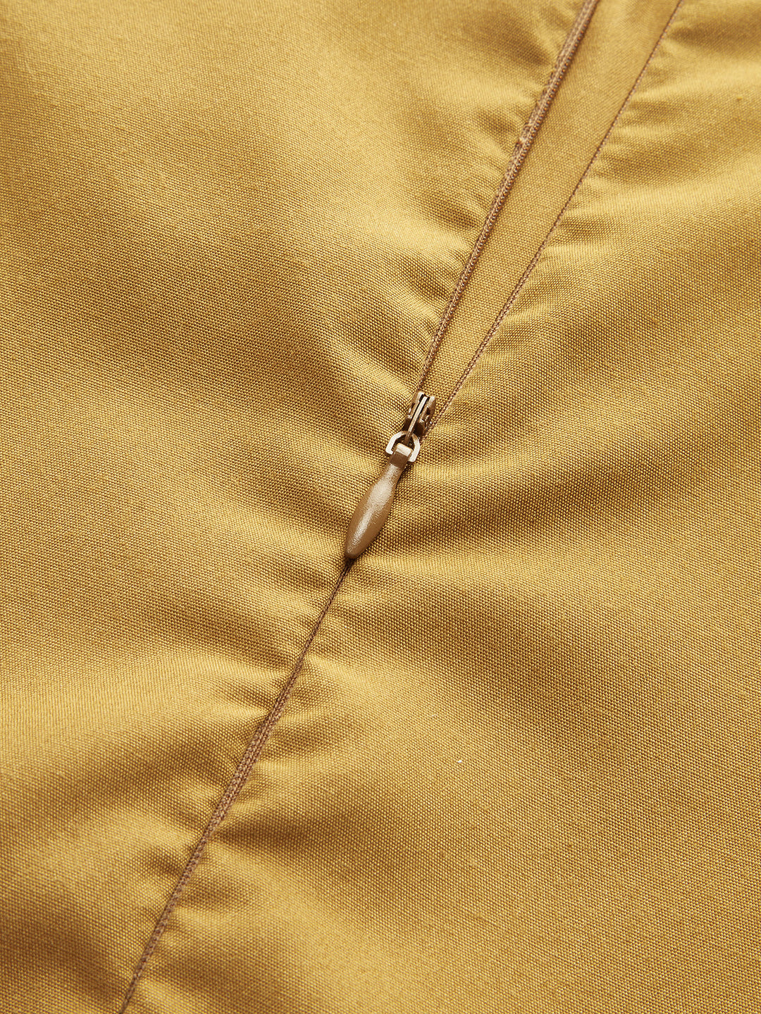 Robe Sans Manches Brodé