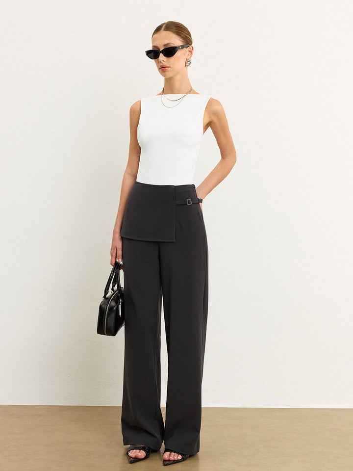 Pantalons à taille asymétrique
