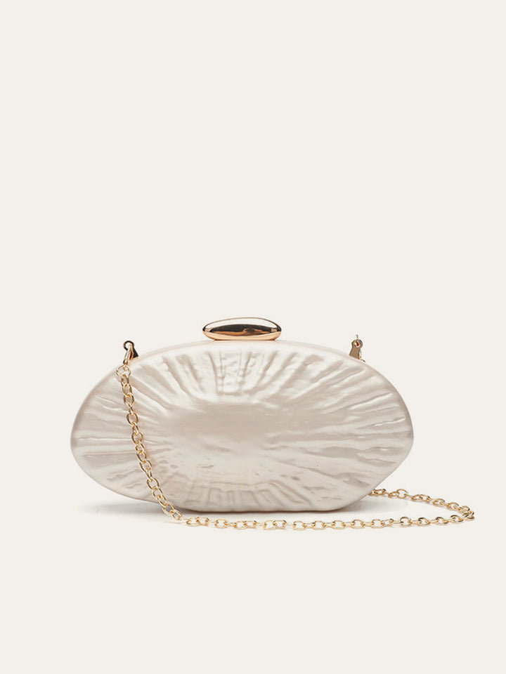 Pochette à texture perle avec chaîne dorée
