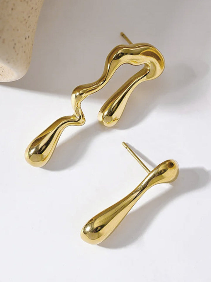 Boucles d'oreilles asymétriques en forme de goutte d'eau