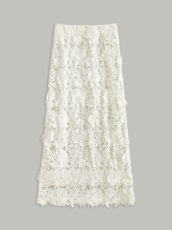 Jupe en dentelle semi-transparente avec broderie florale
