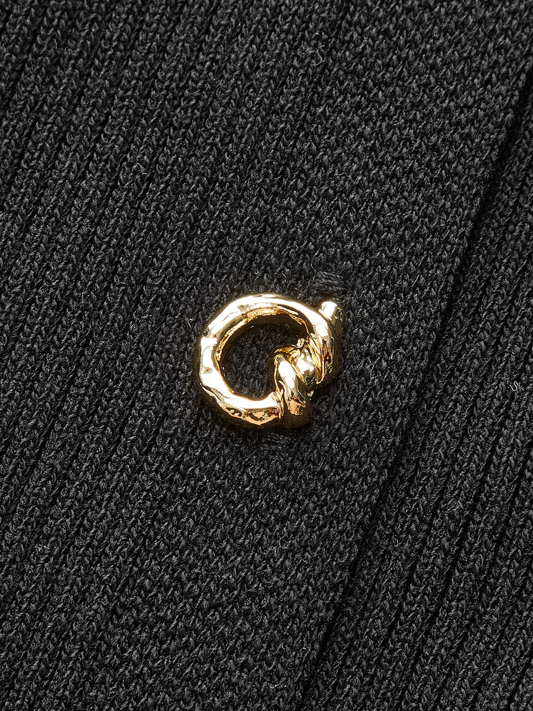 Robe mi-longue boutonnée en tricot côtelé