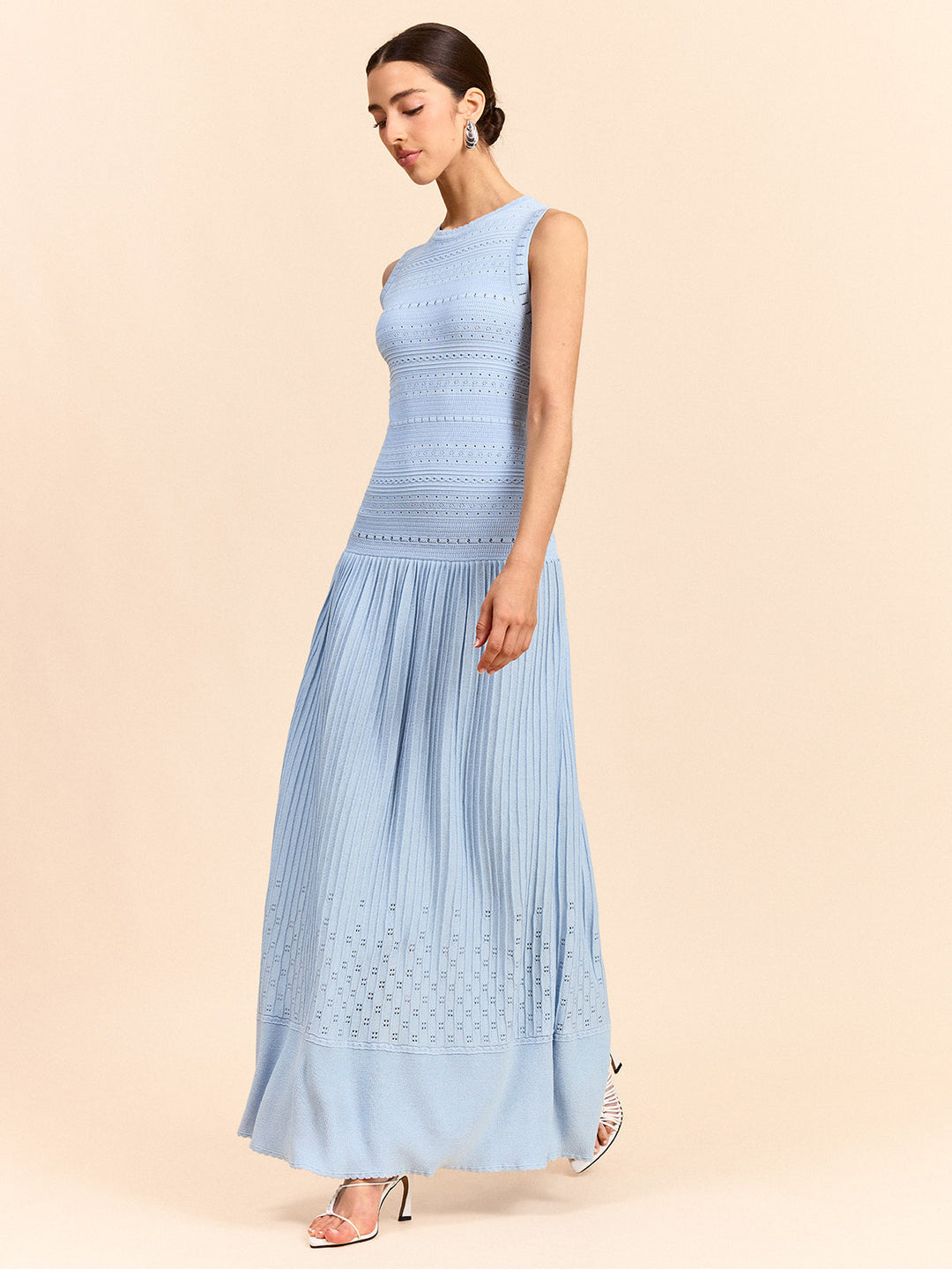 Robe Maxi Sans Manches En Tricot Œillet Plissé
