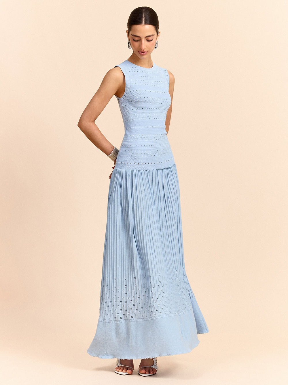 Robe Maxi Sans Manches En Tricot Œillet Plissé