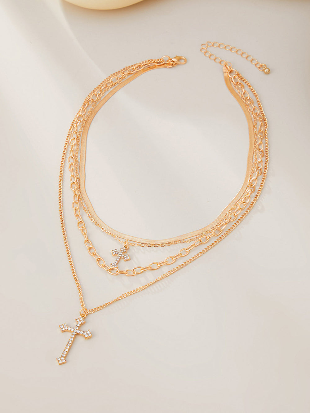 Collier Ras du Cou avec Pendentif Croix