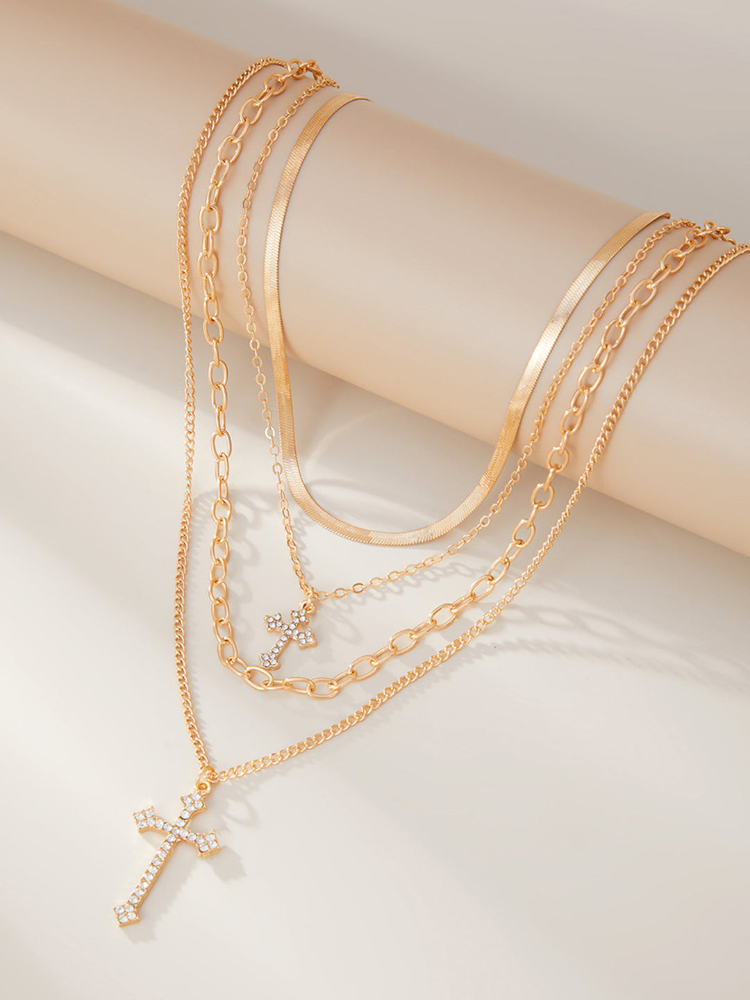 Collier Ras du Cou avec Pendentif Croix