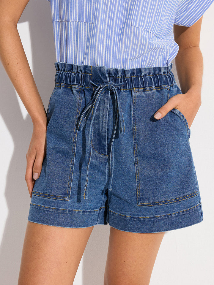 Short en jean à taille élastique avec cordon de serrage