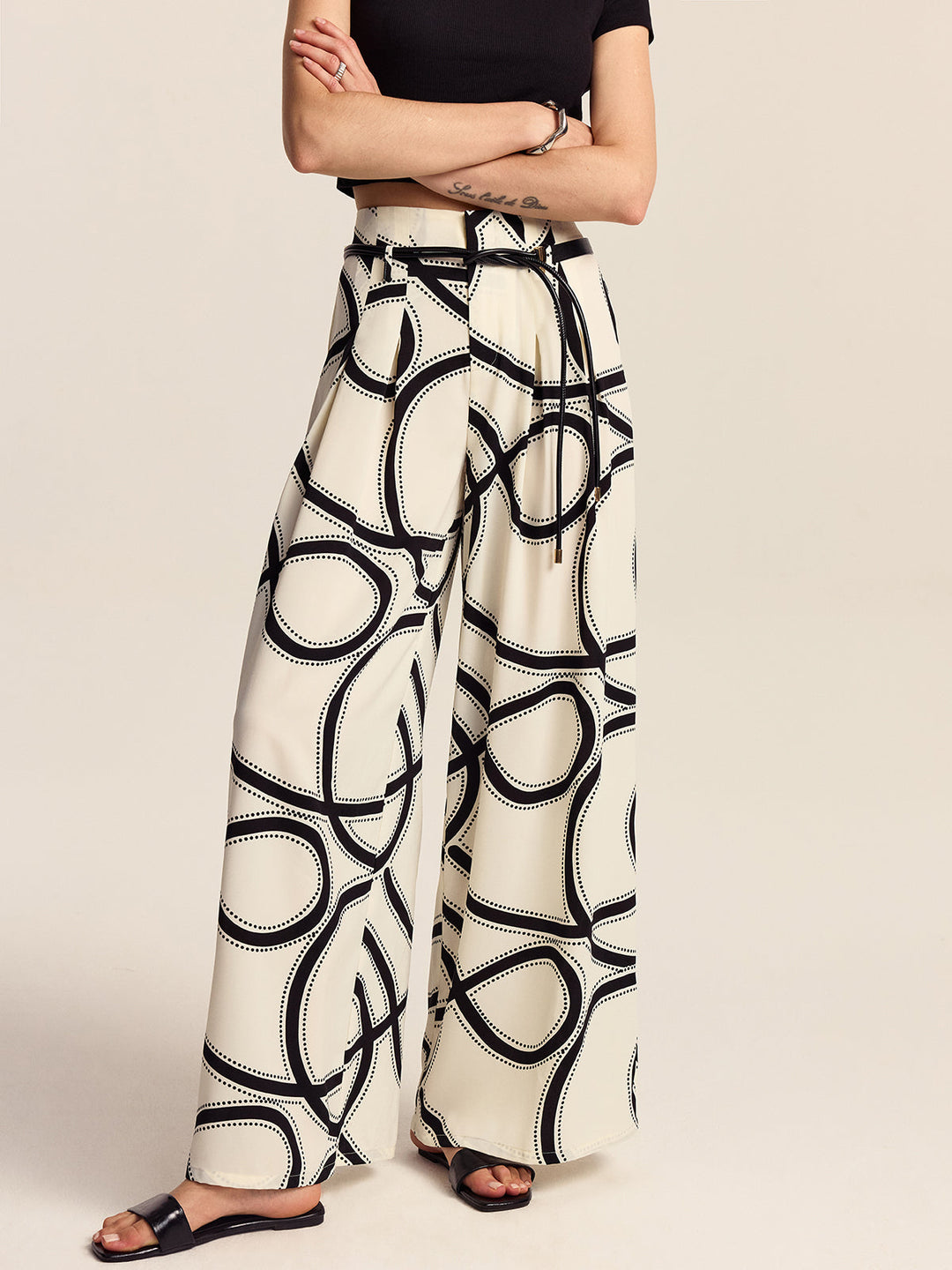 Pantalons larges semi-transparents à motifs