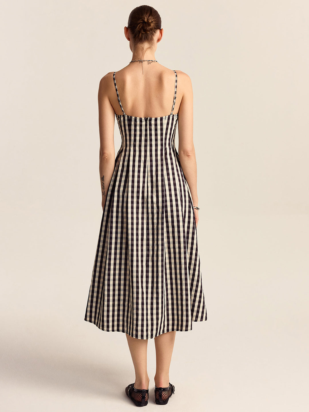Robe Mi-longue à Bretelles Spaghetti à Carreaux Vichy avec Bordure en Dentelle