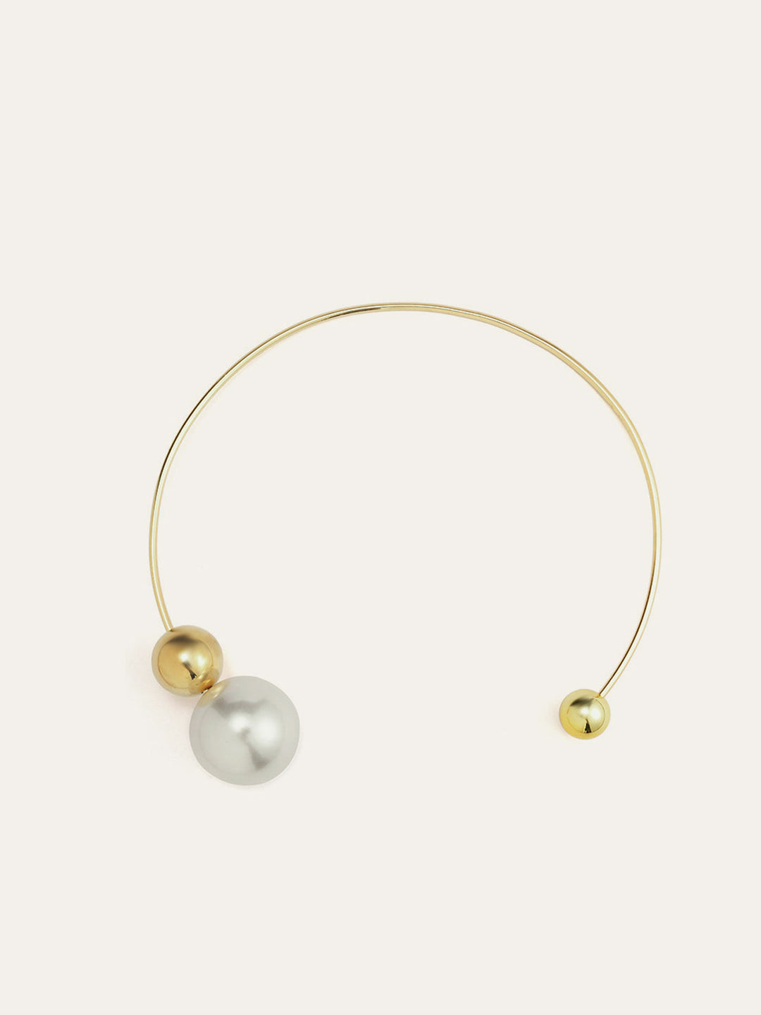 Collier ras du cou asymétrique en perles