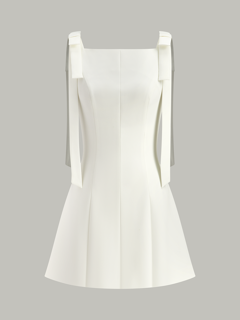 Mini-robe à bretelles