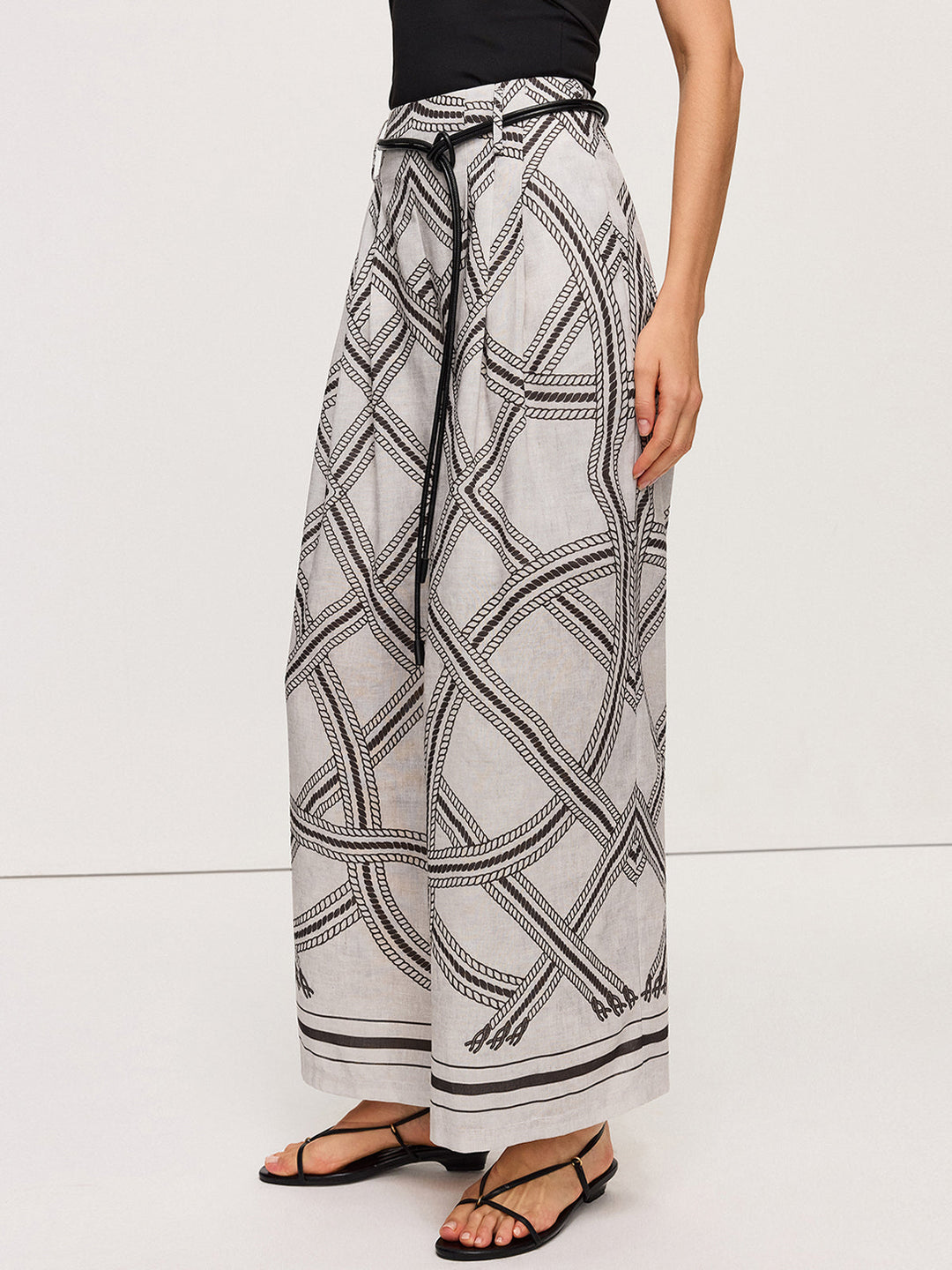 Pantalon large taille haute géométrique avec ceinture