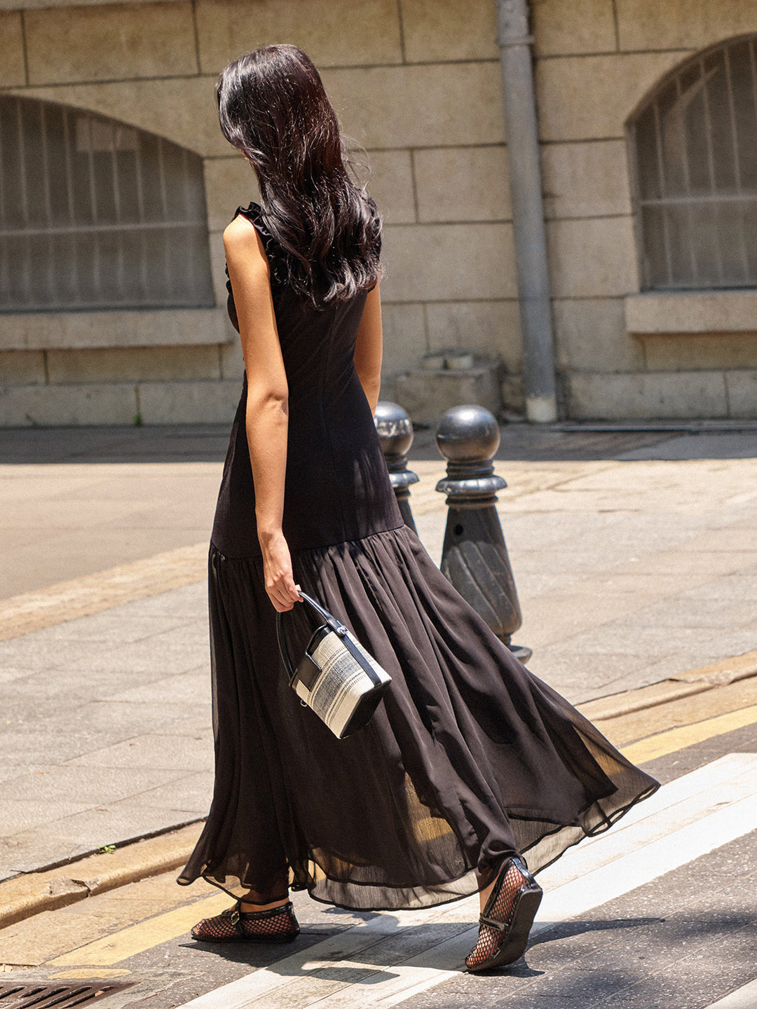 Robe Maxi Détaillée à Volants et Ruchage sur le Devant