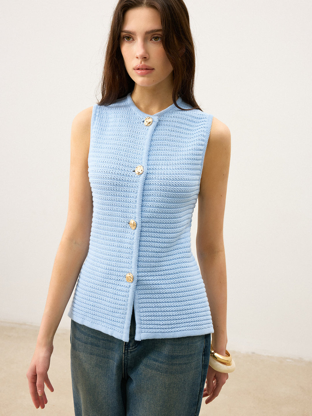 Gilet en maille à devanture boutonnée