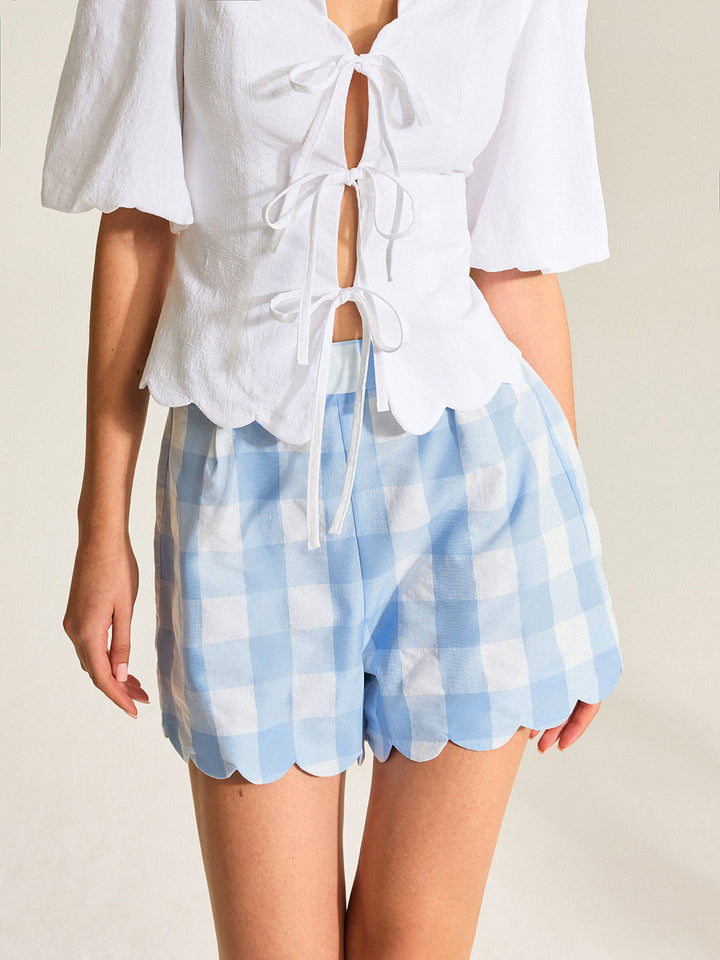 Short en jean à volants festonnés