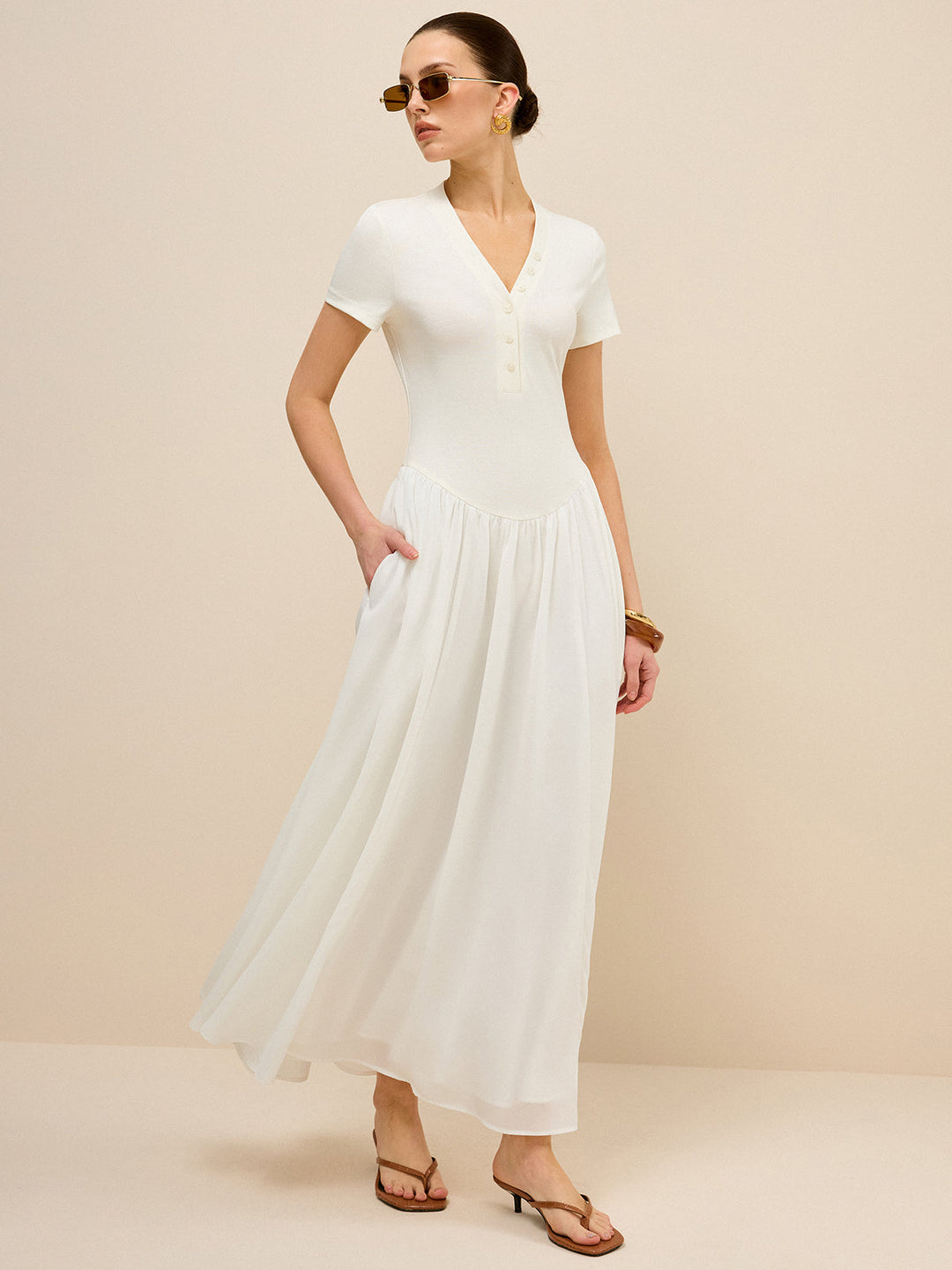 Robe Longue à Col en V et Patte de Boutonnage