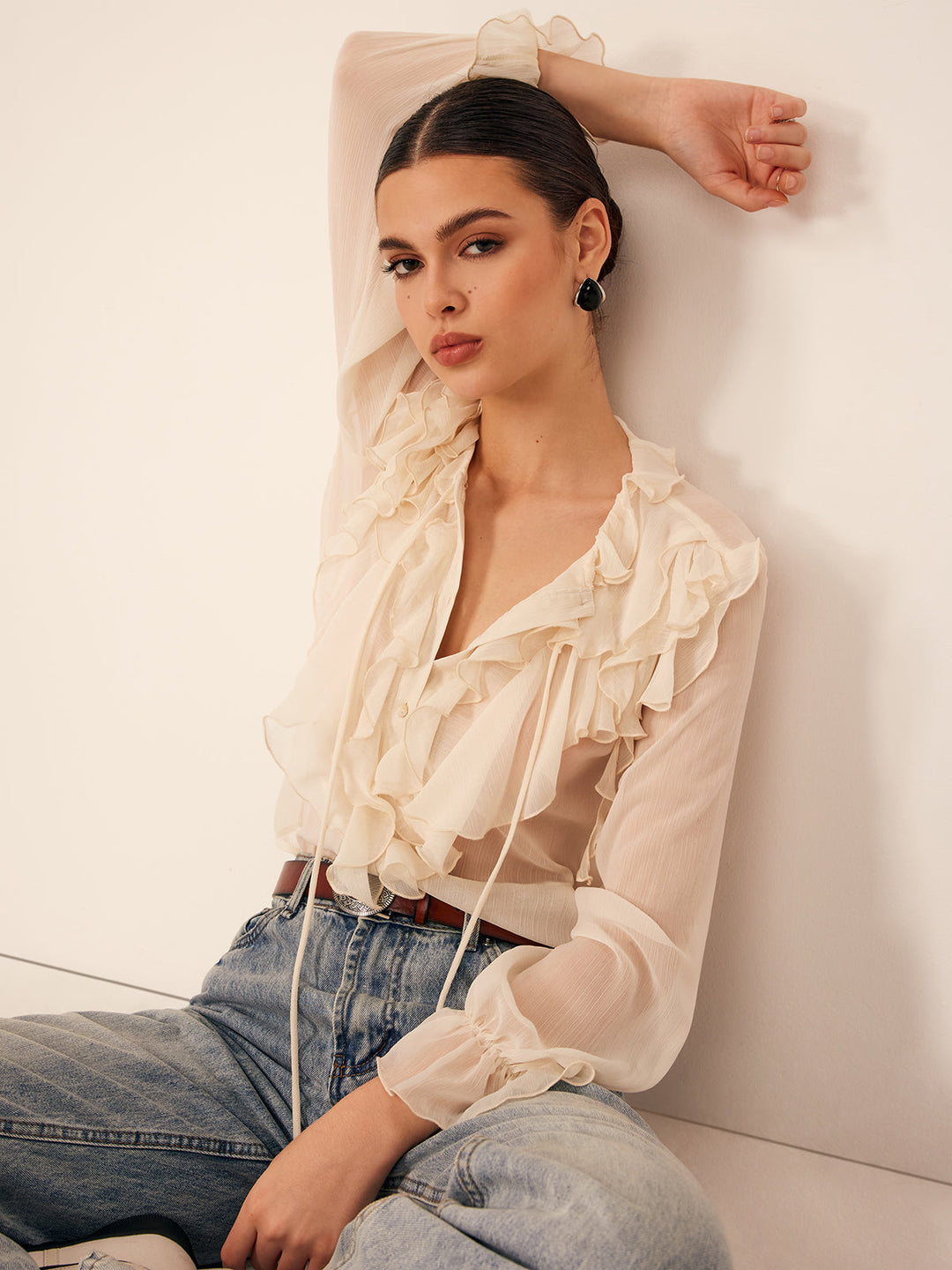 Blouse Bardot Semi-Transparente à Volants en Mousseline