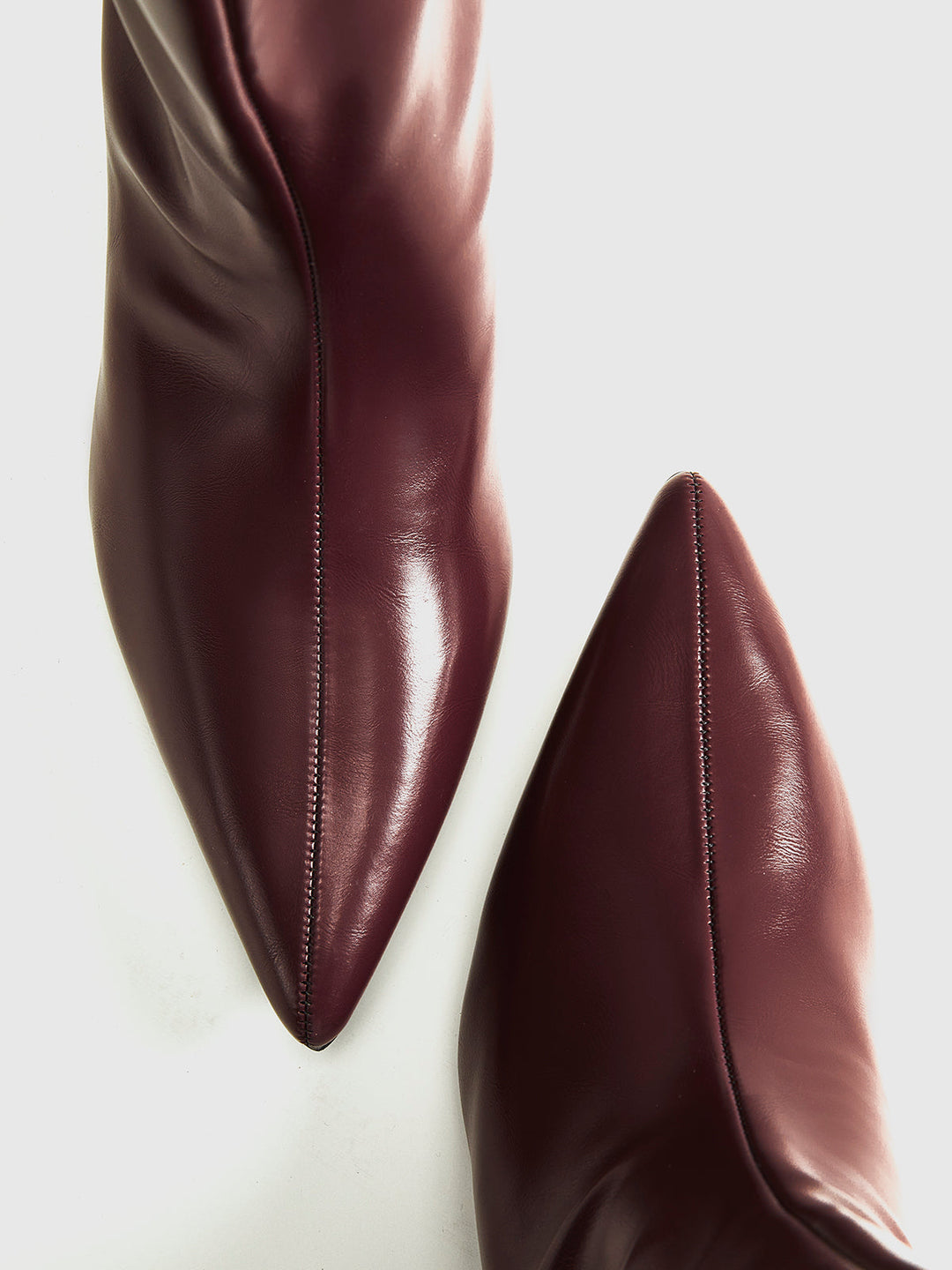 Bottines à Bout Pointu et Talon Kitten