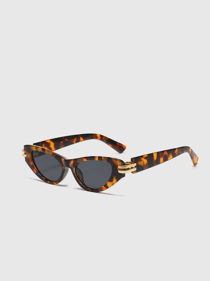 Lunettes de soleil œil de chat à monture noire