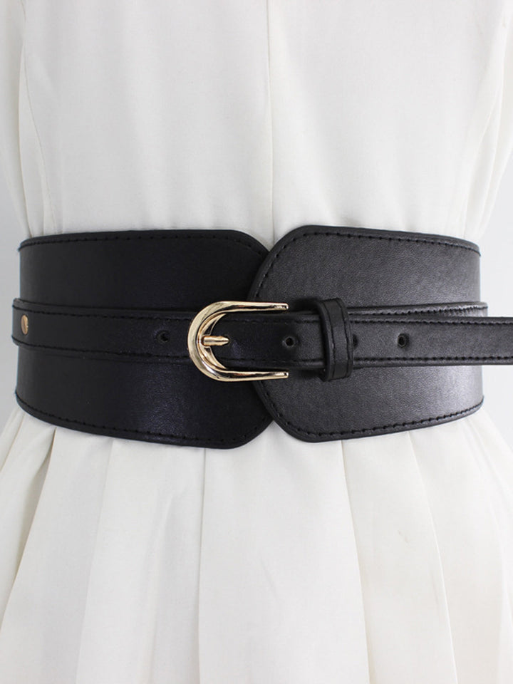 Ceinture à boucle dorée large