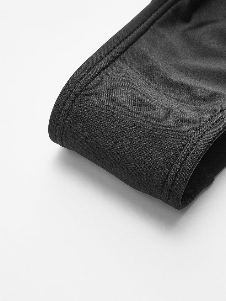 Maillot de bain une pièce à découpes en métal