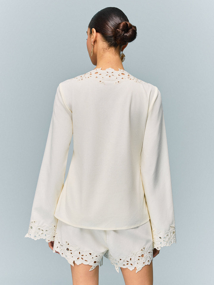 Haut réversible brodé en dentelle semi-transparente