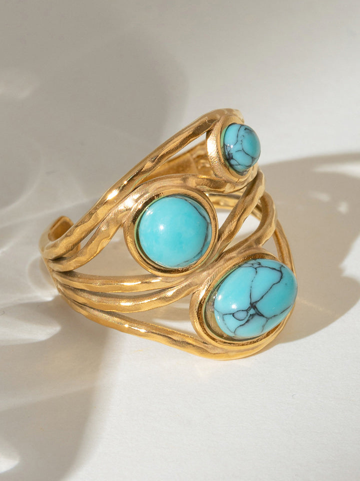 Bague Dorée avec Turquoise Incrustée