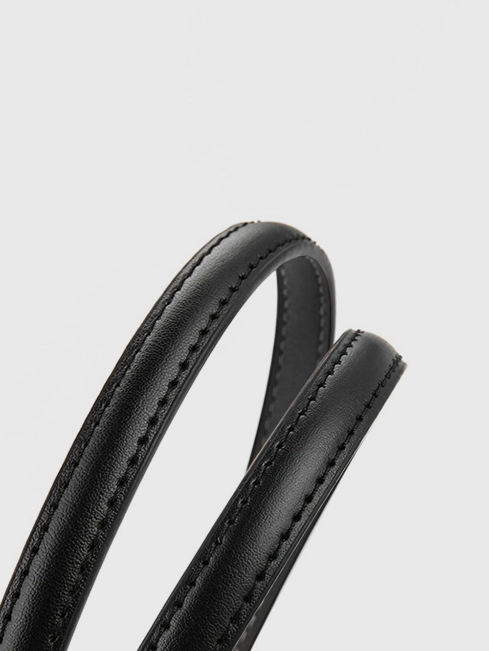 Ceinture Ajustable Élégante et Fine