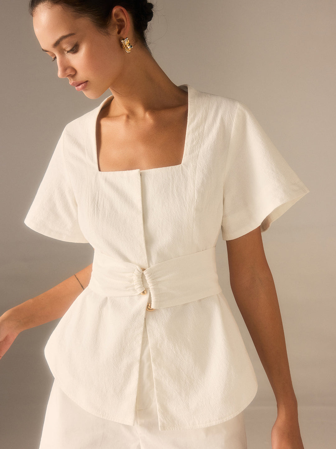 Haut en coton à col carré avec ceinture