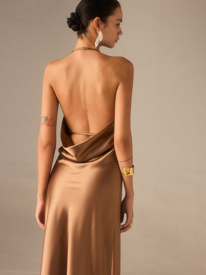 Robe Longue Dos Nu en Satin à Col Festonné