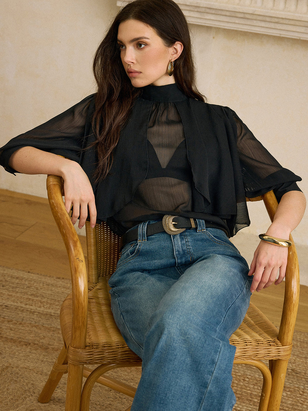 Blouse en mousseline transparente avec détail nœud au dos