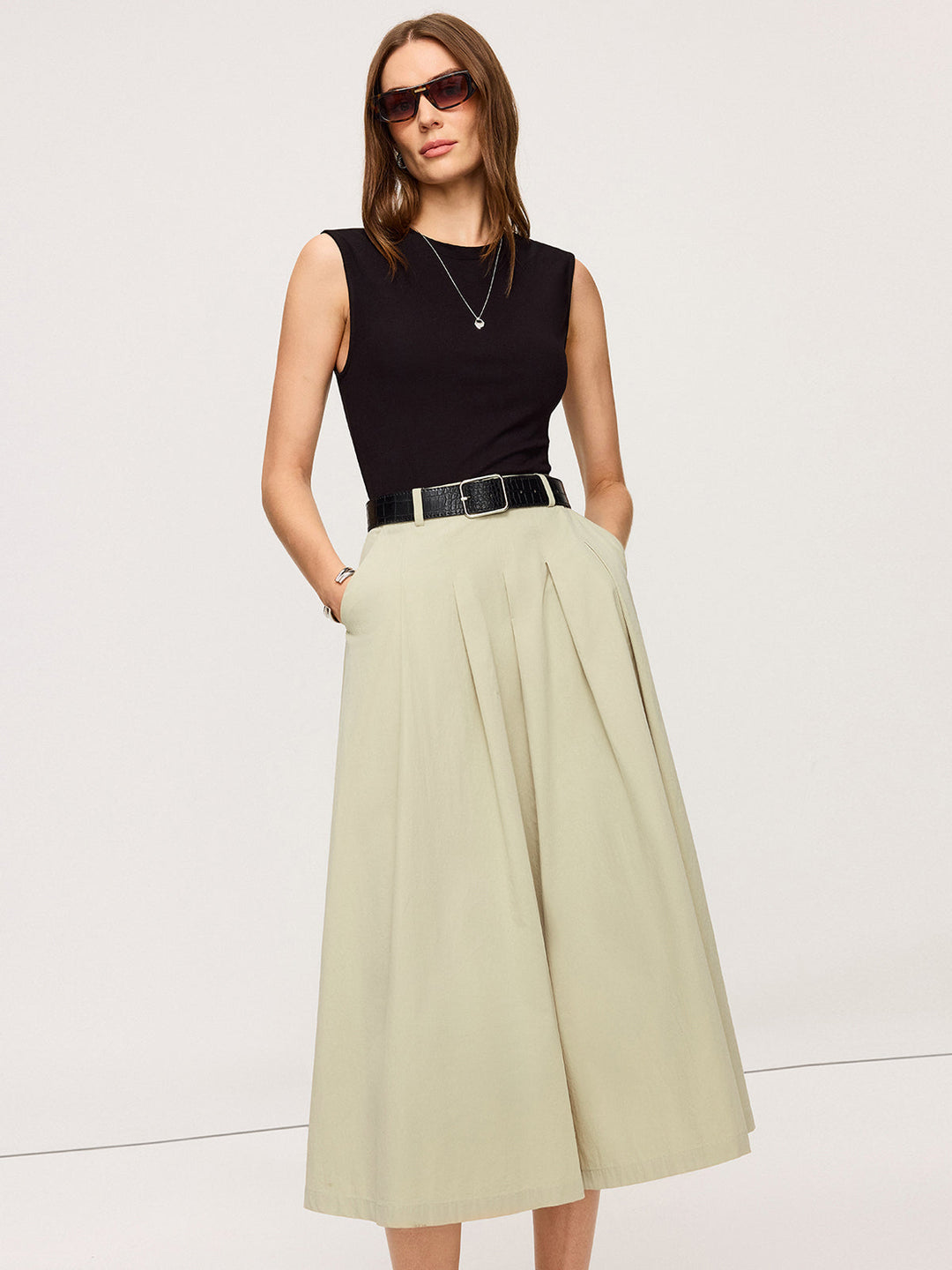 Robes Mi-Longues Ceinturées Bicolores Plissées