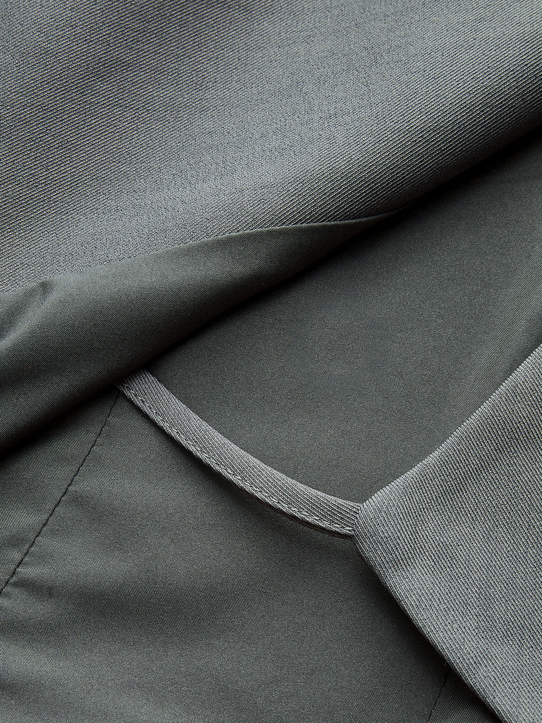 Gilet V-Neck Métallique avec Ceinture et Liens au Dos